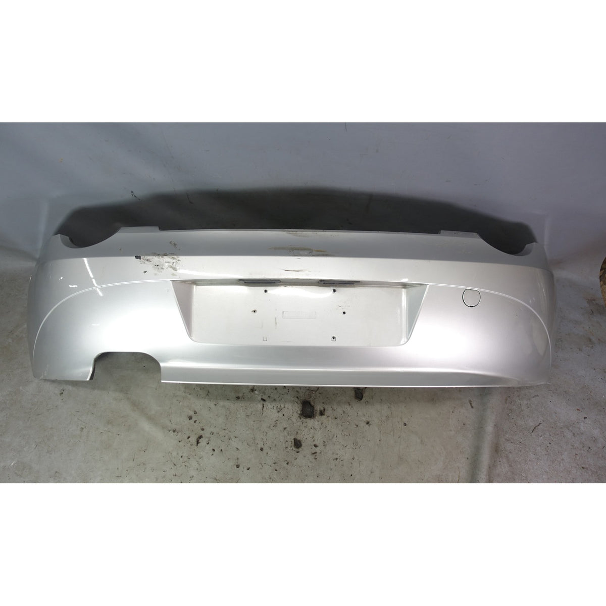 Damaged 03-05 E85 Z4 Factory Early Rear Bumper Cover Trim Titanium Silver OEM