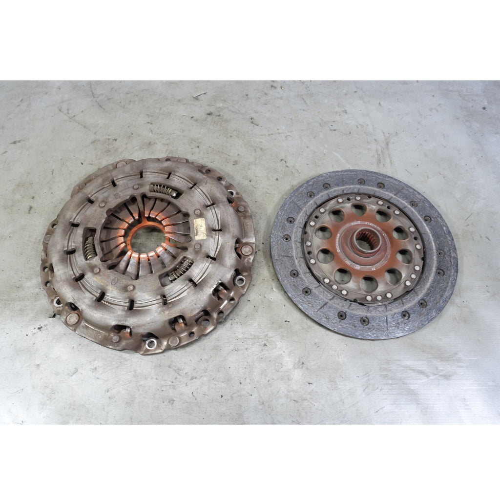 2006 BMW E83 X3 M54 3.0i Manual Transmission Clutch and Pressure Plate LuK OEM