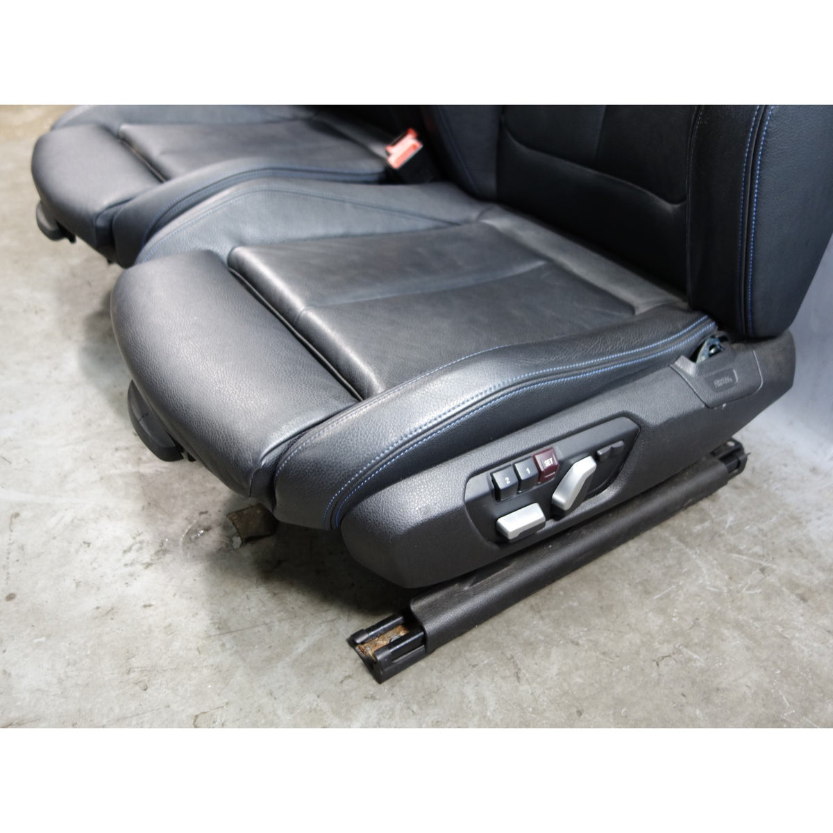14-20 BMW F30 3-Series F36 Front Sport Seat Pair Black Leather w Blue Stitch OEM