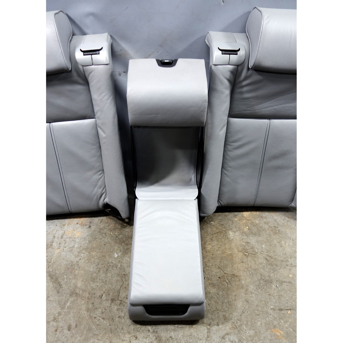 1996-2001 BMW E38 7-Series Contour Rear Seat Backrest w/o Heat Grey Leather OEM