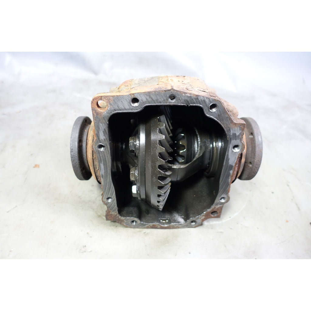 BMW E82 E88 128i 1-Series Rear Differential Carrier 3.73 Auto OEM 2008-2013
