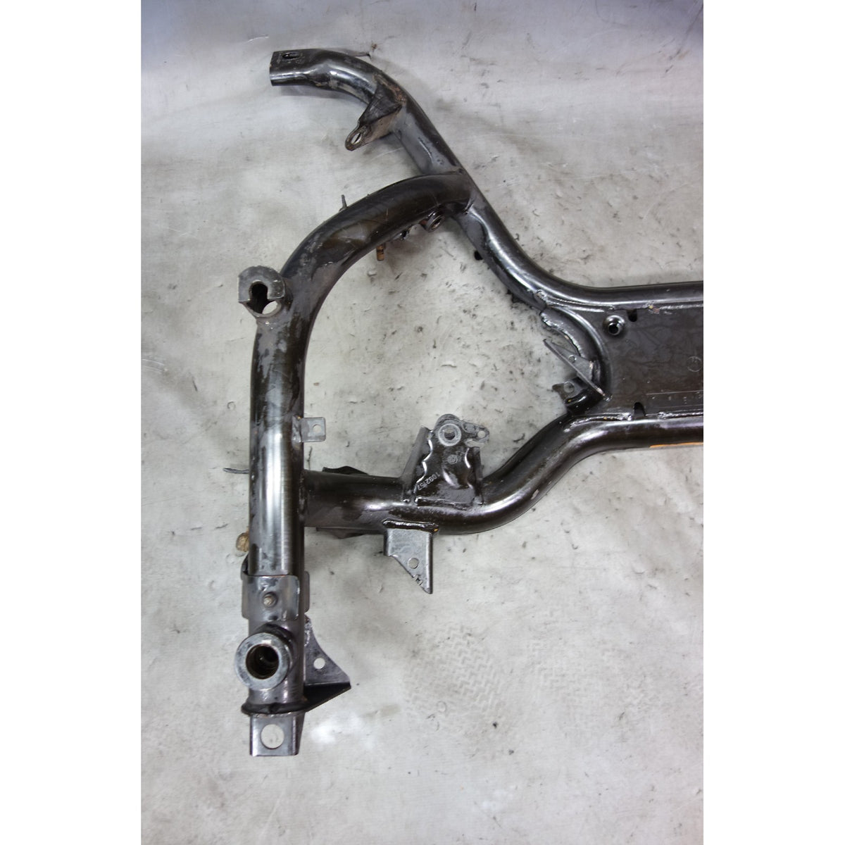 BMW E39 5-Series 540i Front Subframe Axle Carrier Support 1997-2003 USED OEM