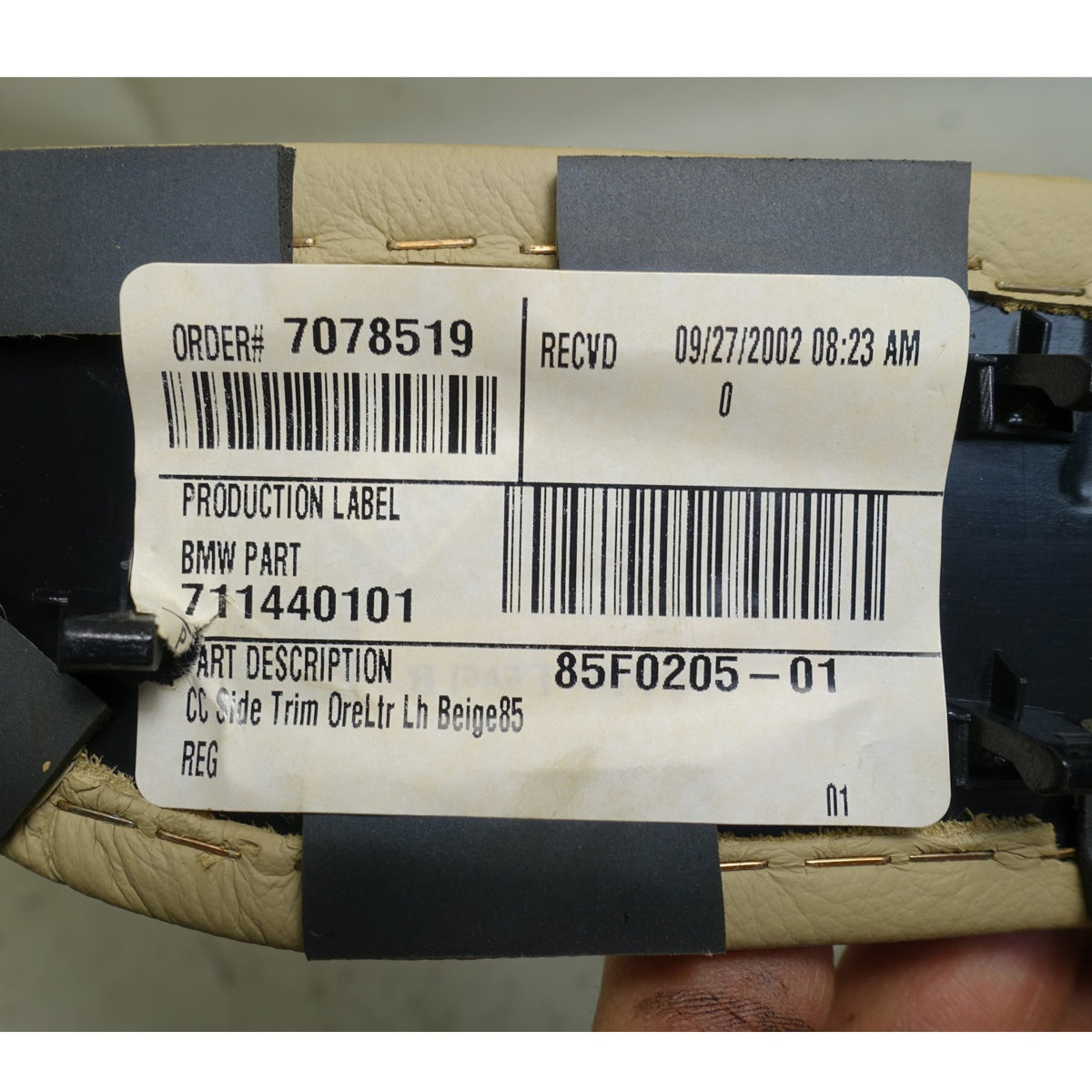 Damaged 03-08 BMW Z4 E85 E86 Front Console Knee Pad Trim Pair Beige Leather OEM
