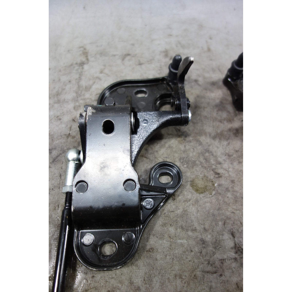 2008-2013 BMW E88 1-Series Convertible Top Locking Motor w/ Brackets OEM