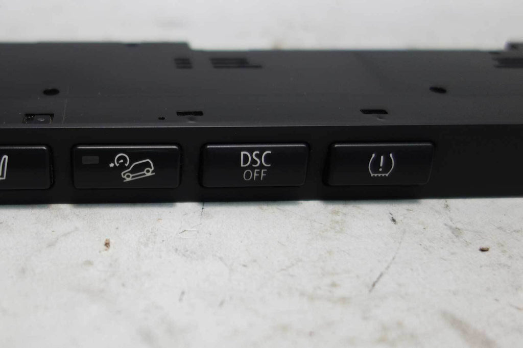 2004-2006 BMW E83 X3 SAV Front Center Console Switch Unit Seat Heat Hill TPS DSC