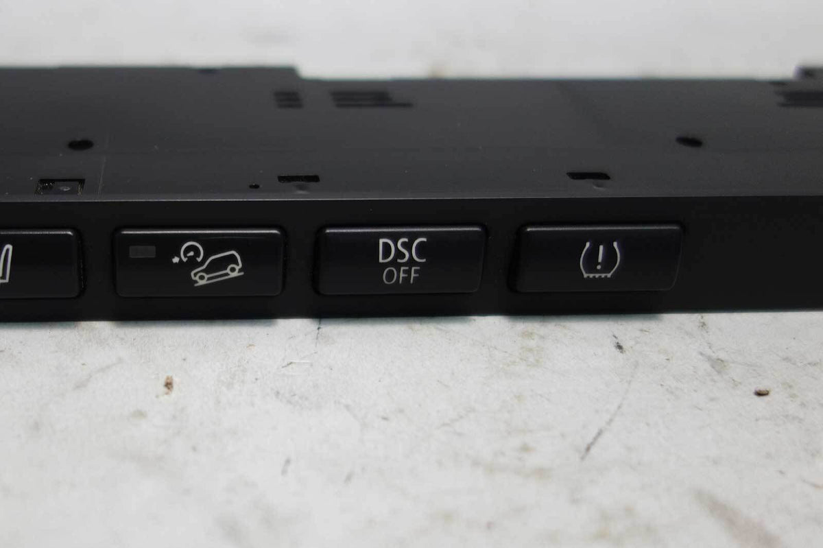2004-2006 BMW E83 X3 SAV Front Center Console Switch Unit Seat Heat Hill TPS DSC