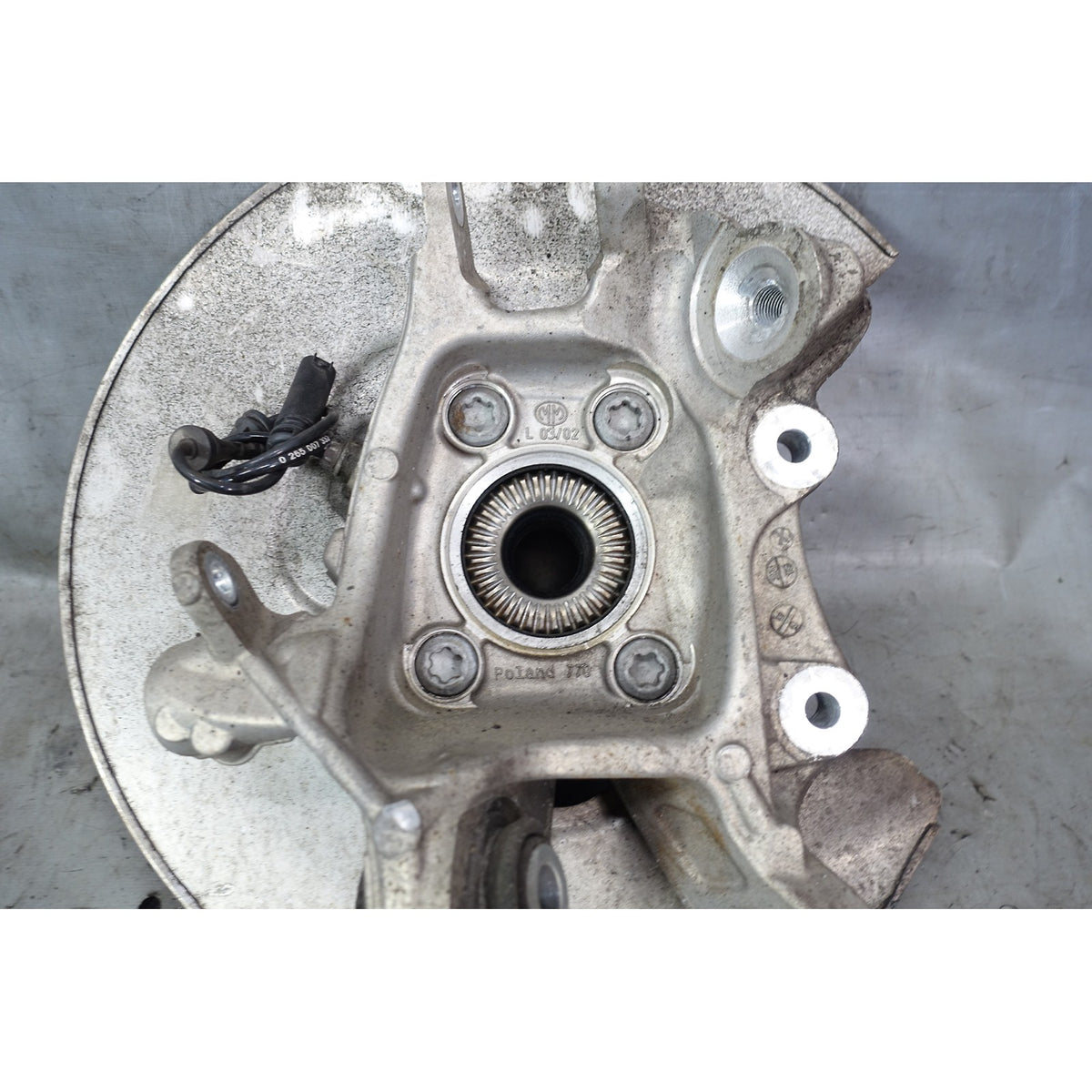 BMW G20 3-Series Left Rear Wheel Hub Carrier Bearing Assembly 2020-2024 OEM