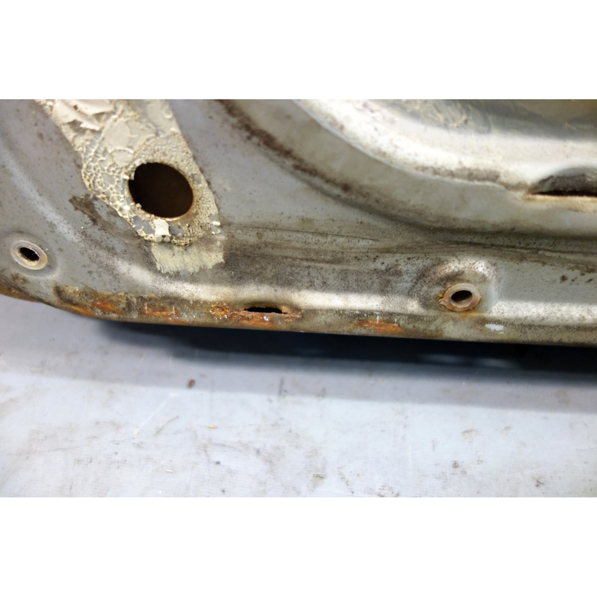 1969-1976 BMW E3 2500 2800 3.0S Bavaria Left Front Door Shell Polaris Silver OEM