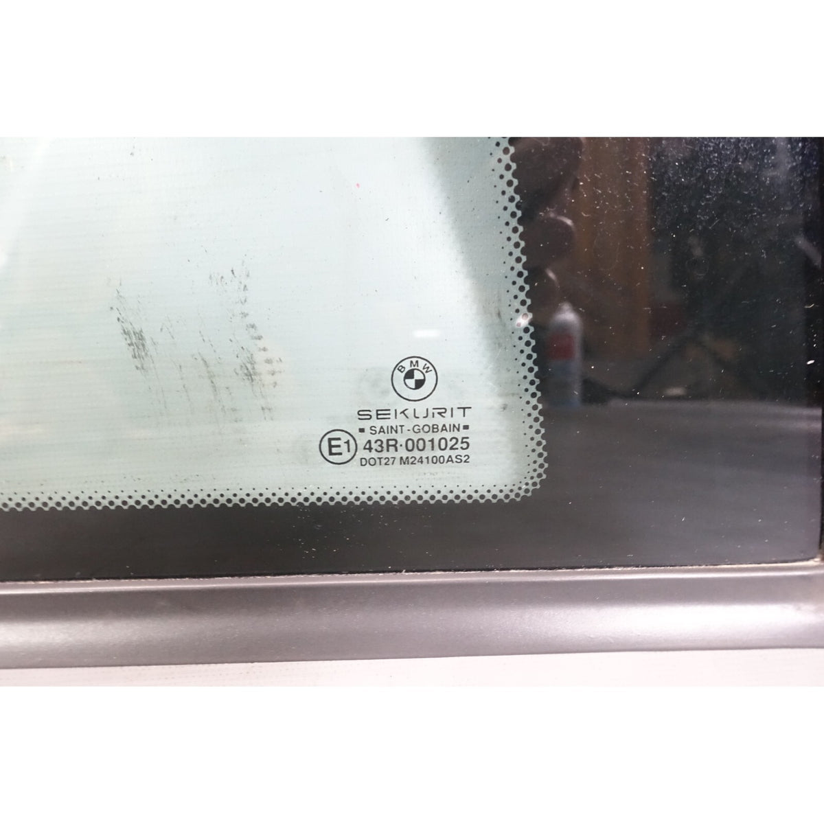 95-99 BMW E36 318ti Compact Hatchback Right Rear Vent Window Glass OEM