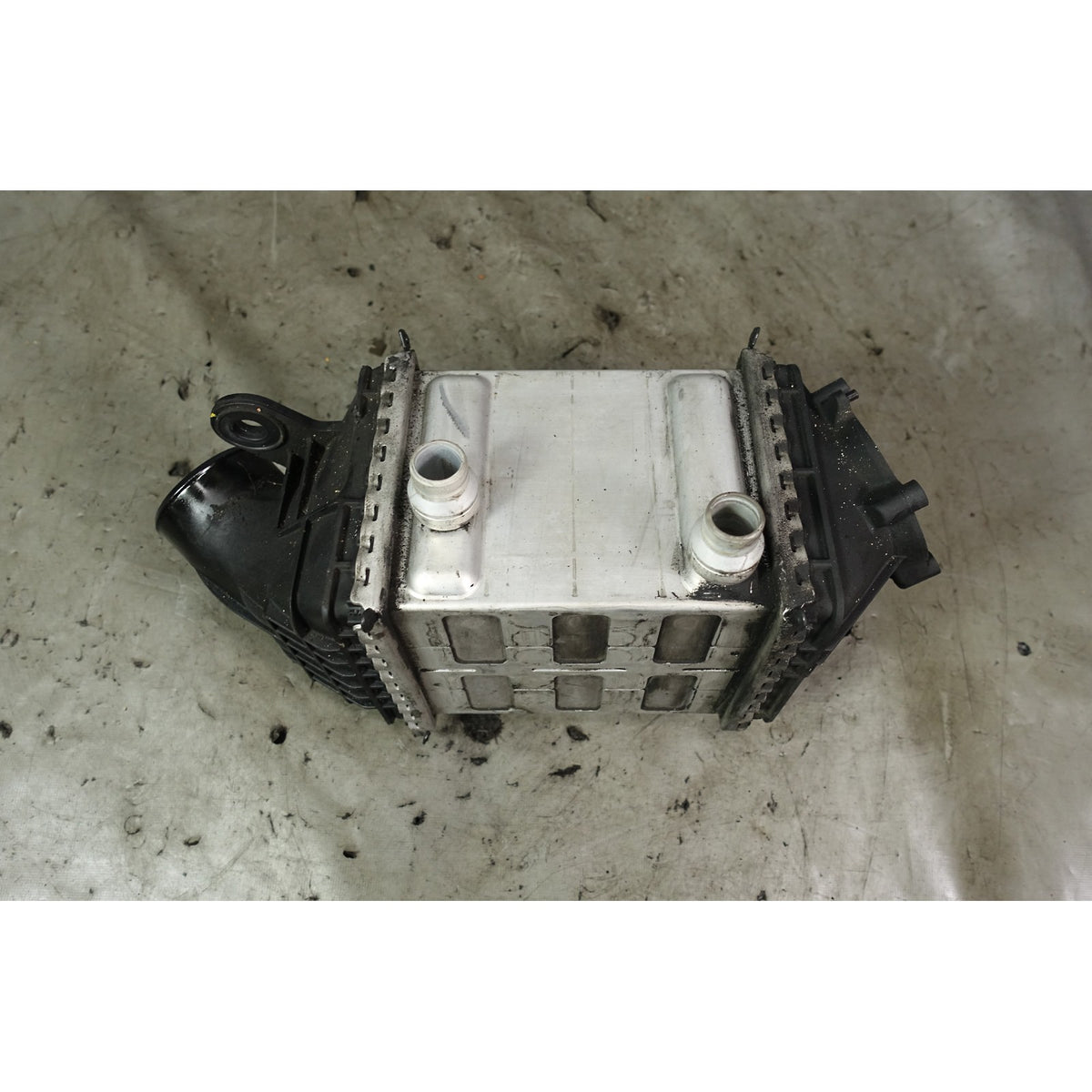 2013-2017 BMW F10 M5 F12 M6 Bank 1 Right Turbo Charger Air Intercooler OEM