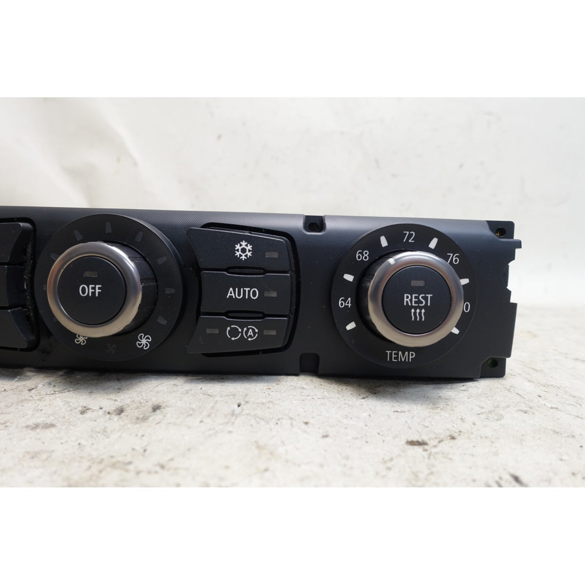 Damaged 2005 BMW E60 5-Series E63 Climate Automatic AC Control Unit OEM