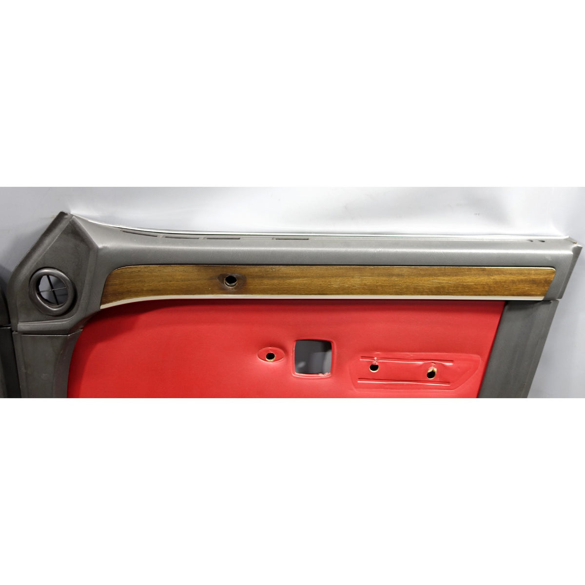1979 BMW E23 7-Series 733i Reupholstered Front Interior Door Panel Pair Red OEM