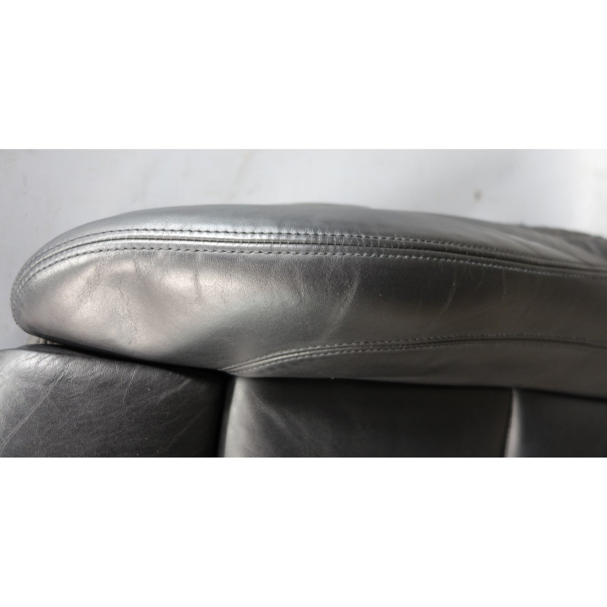 08-13 BMW E93 M3 Convertible Right Front Seat Bottom Cushion Black Leather OEM