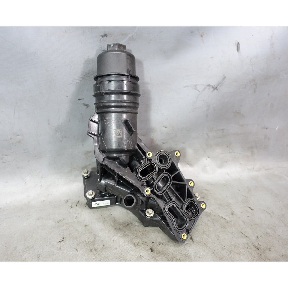 2016-2019 BMW F30 340i F22 B58 6-Cyl Oil Filter Housing Stand with Cap OEM