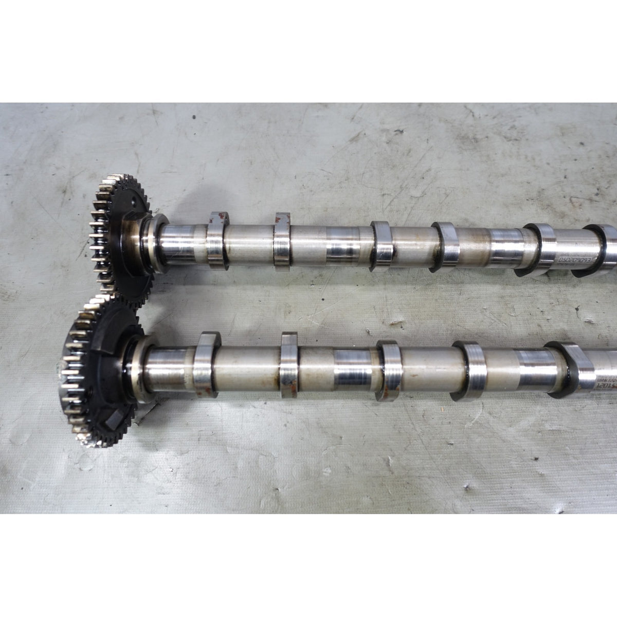 Damaged 14-18 BMW F15 X5 35d F10 535d N57 Diesel Camshaft Pair Intake Exhaust OE