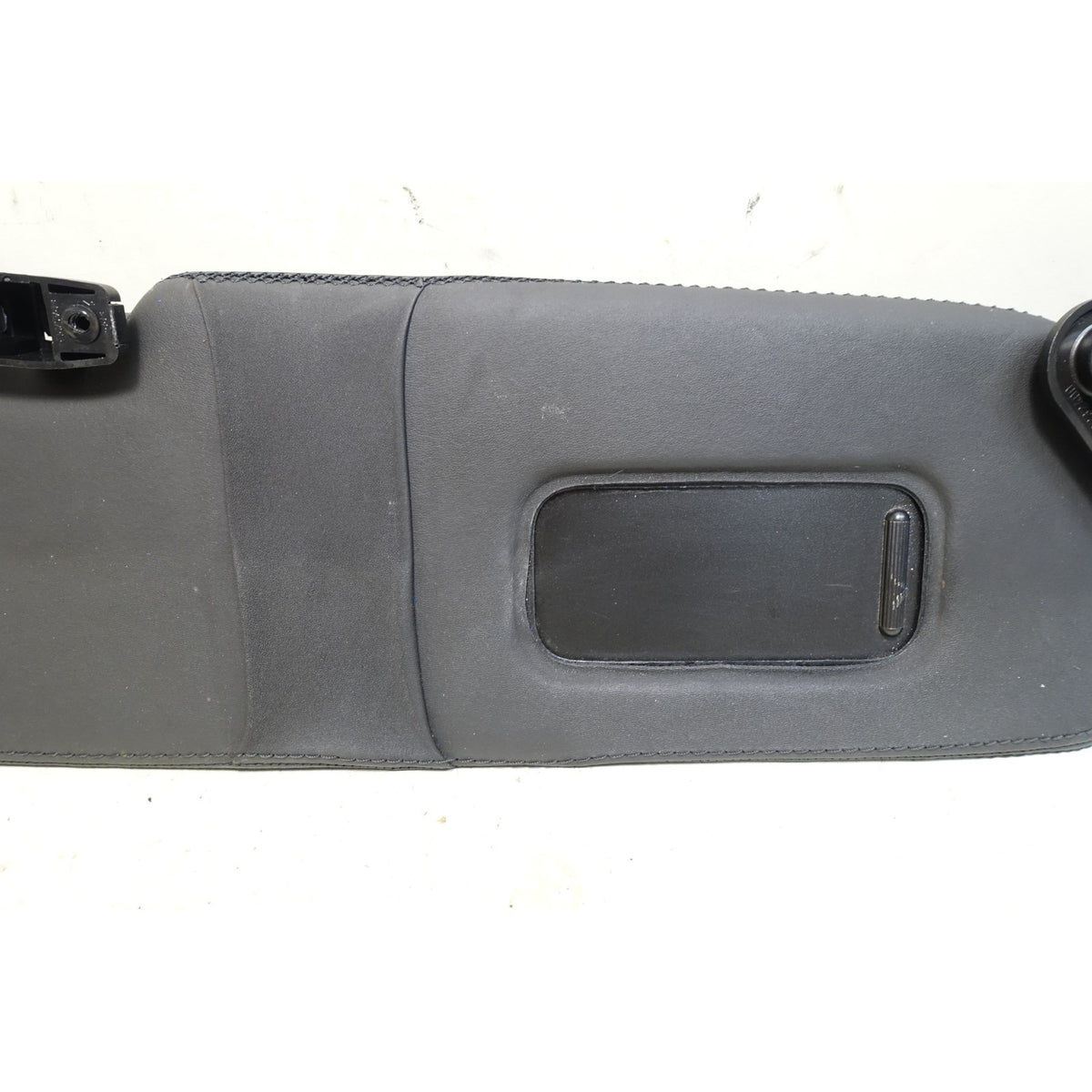 Damaged 2006–2010 BMW E64 650i M6 Convertible Sun Visor Pair Black Leather OEM