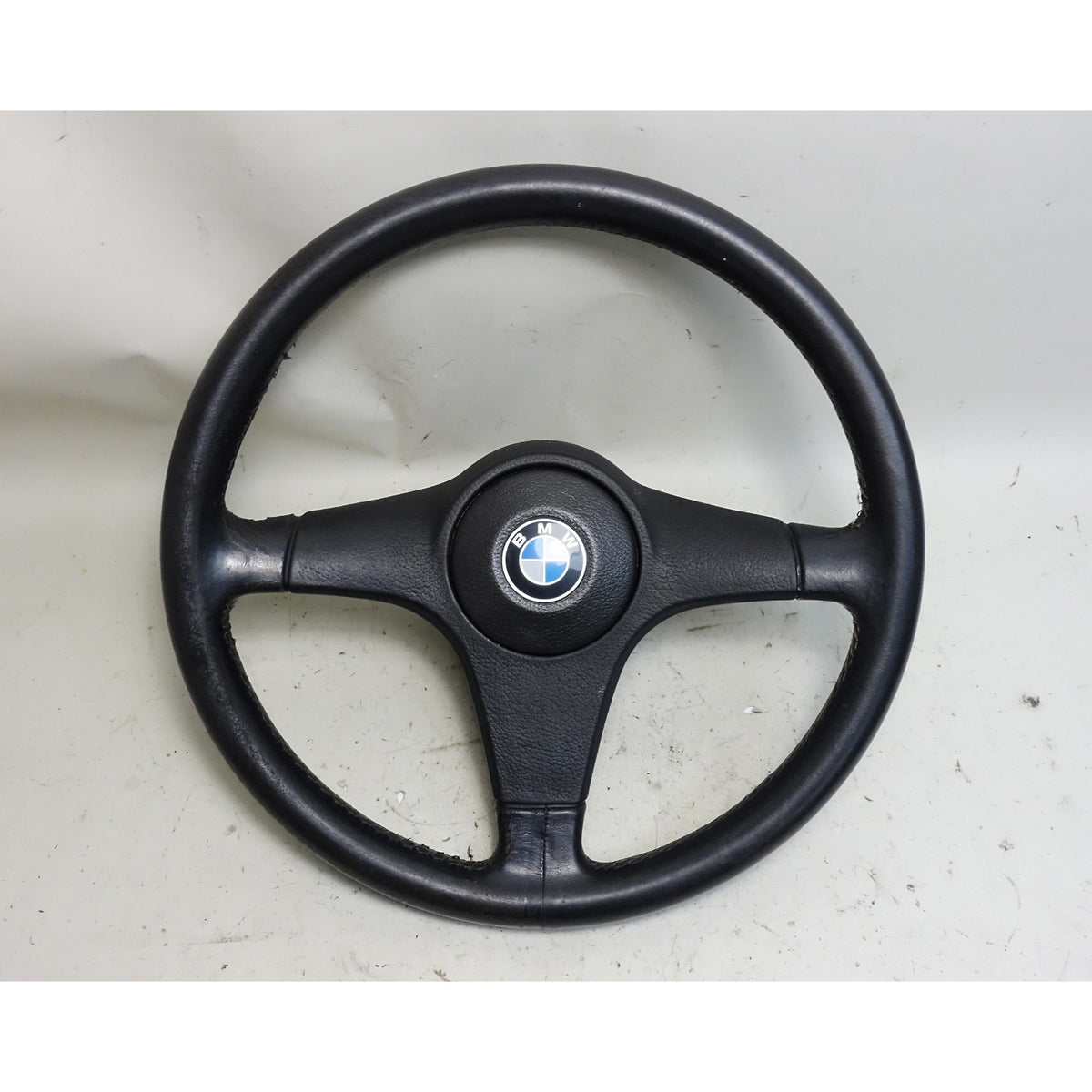 Damaged 84-93 BMW E30 3-Series E28 E24 Sports Leather Steering Wheel 385mm OEM