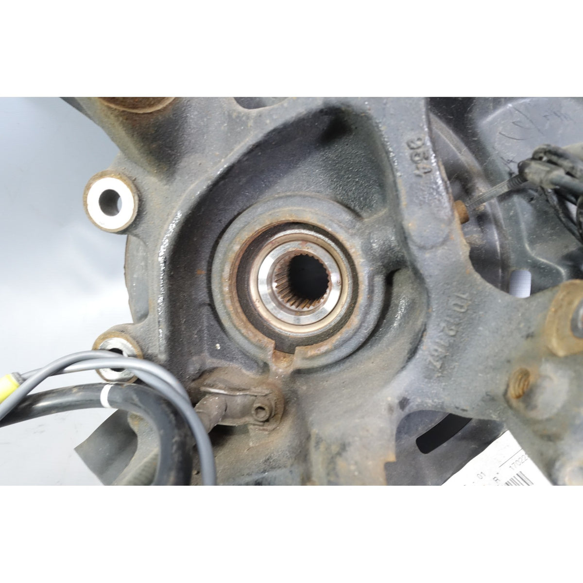14-19 BMW F34 3-Series Gran Turismo Right Rear Wheel Hub Carrier Assembly OEM