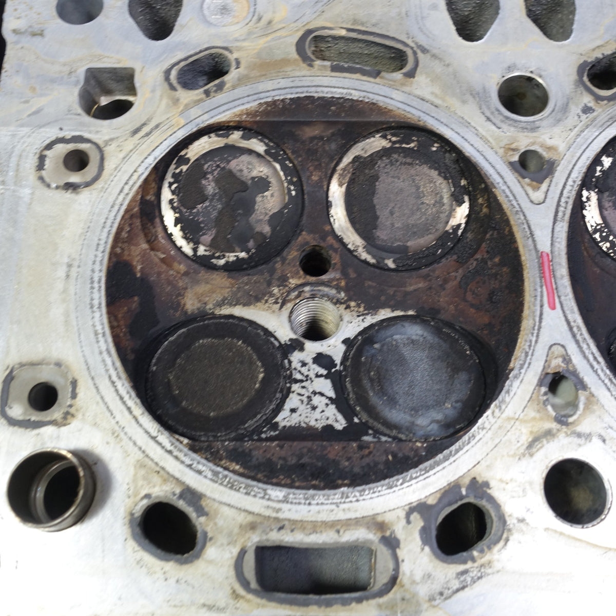 2009-2013 BMW N63 4.4L V8 Bank 2 Left Engine Cylinder Head Cyls 5-8 OEM