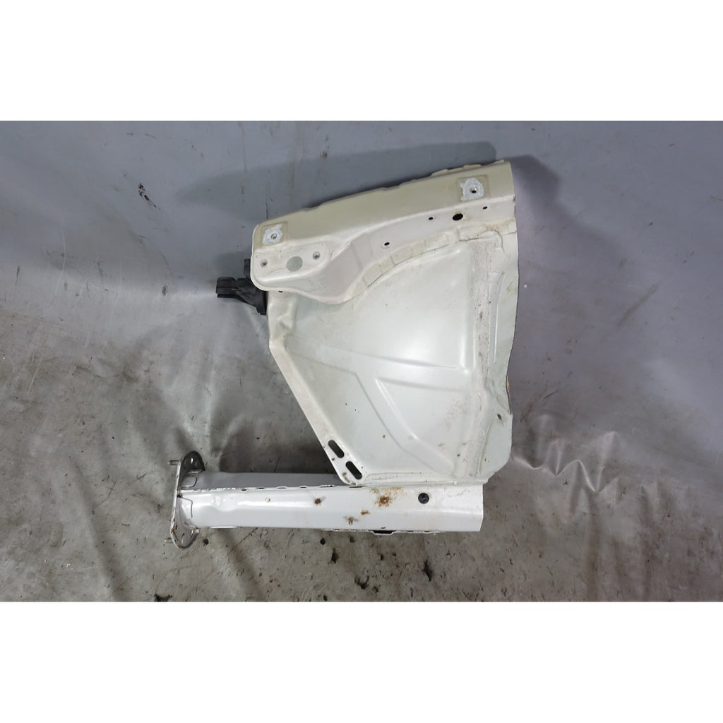01-05 BMW E46 3-Series AWD xDrive 4dr Right Front Frame Rail Body Chop Tower OEM