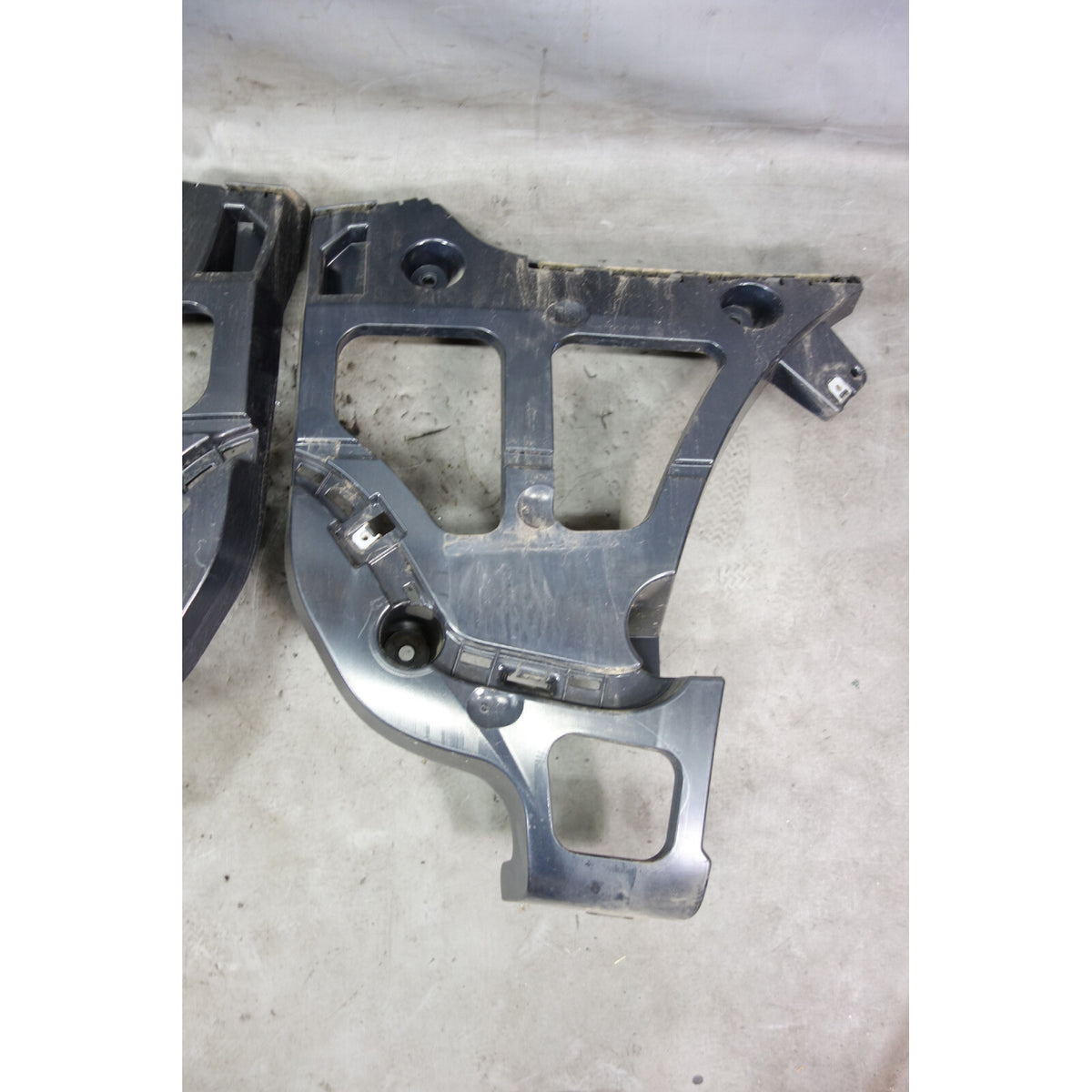 2007-2013 BMW E70 X5 SAV Rear Lateral Side Bumper Mount Bracket Pair Left Right