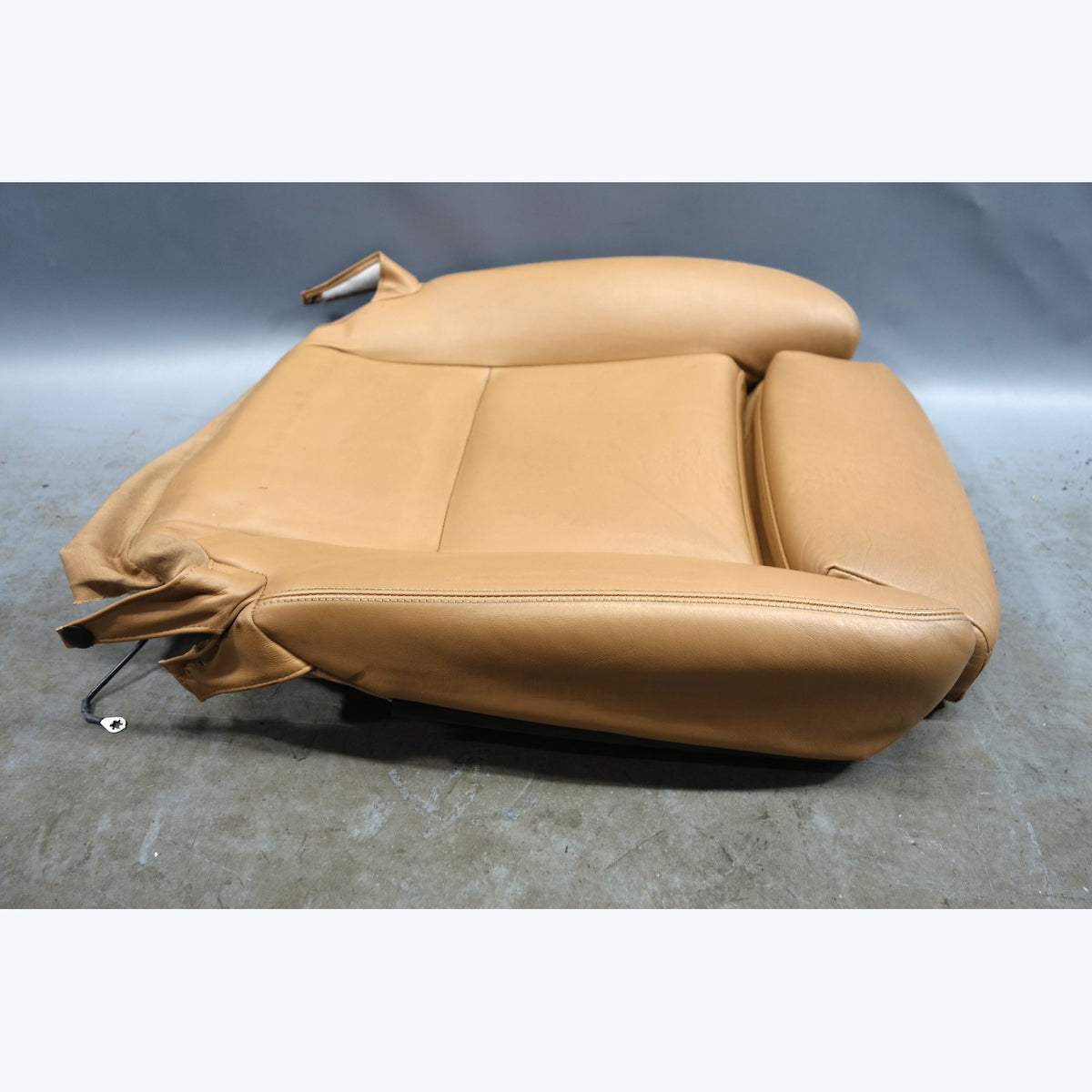 13-15 BMW F01 F02 7-Series Right Front Comfort Seat Bottom Pad Saddle Brown OEM