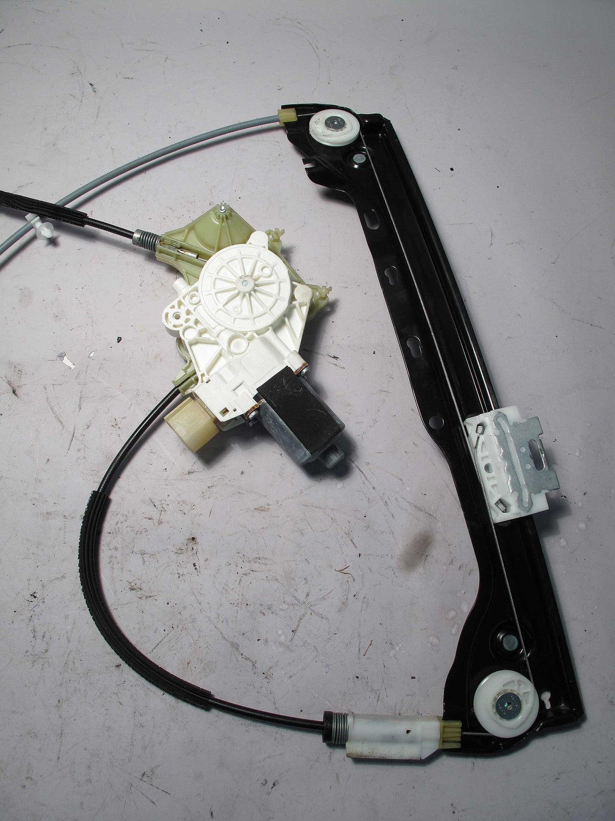 BMW 3-Series 2dr Right Front Pass Window Lifter Regulator 2007-2013 E92 E93 OEM