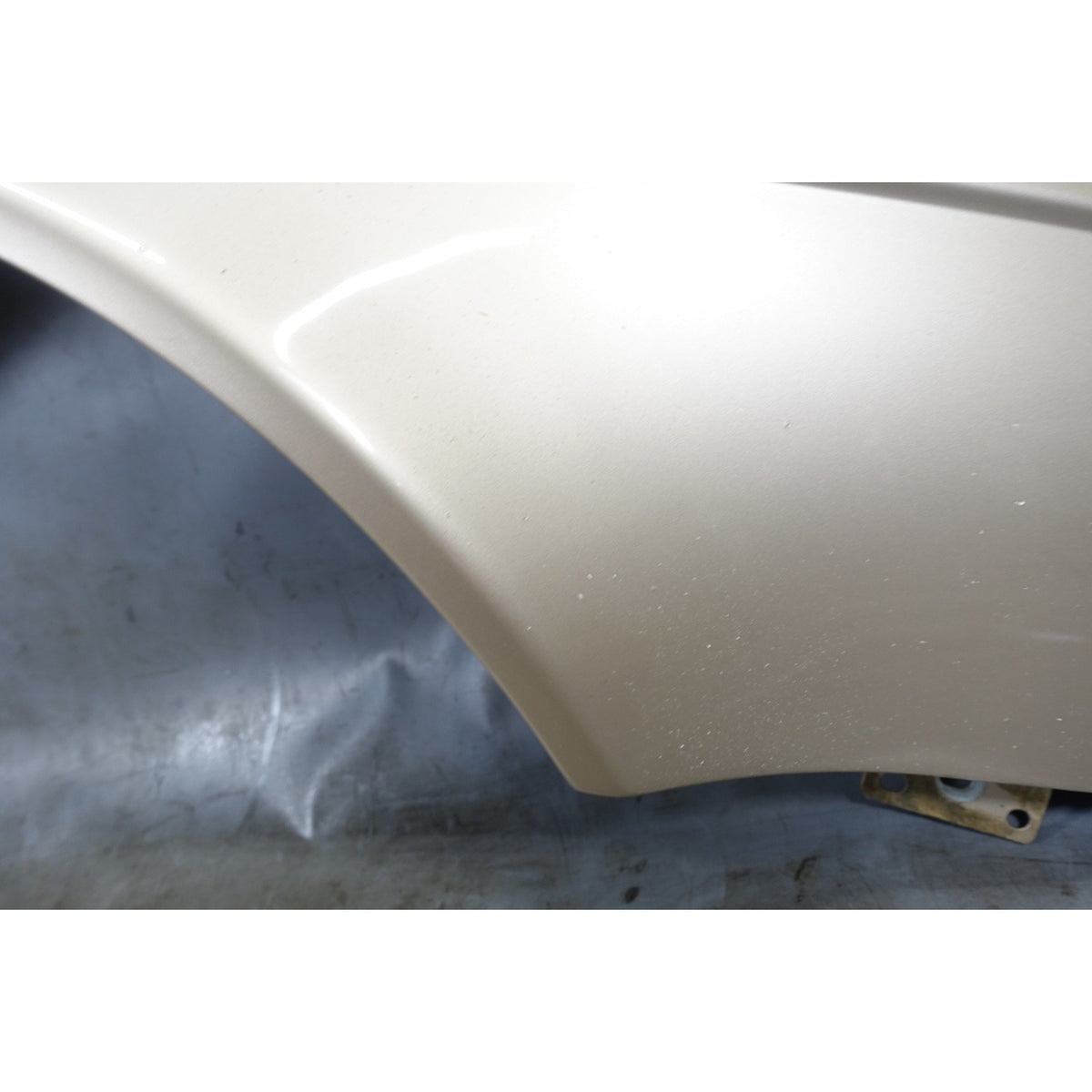 89-95 BMW E34 5-Series Right Front Fender Quarter Panel Kashmir Beige 301 OEM