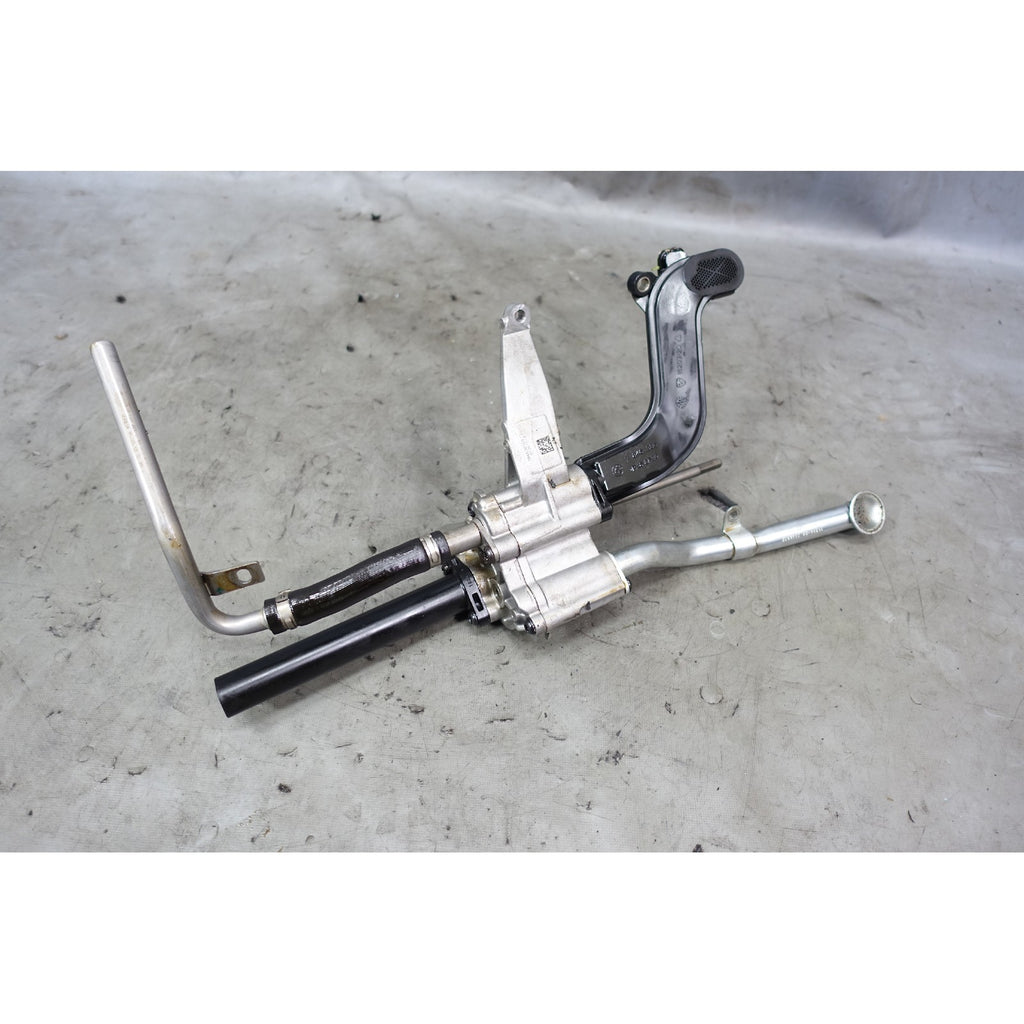 2014-2019 BMW F80 M3 F82 M4 S55 Suction Secondary Oil Lubrication Pump OEM