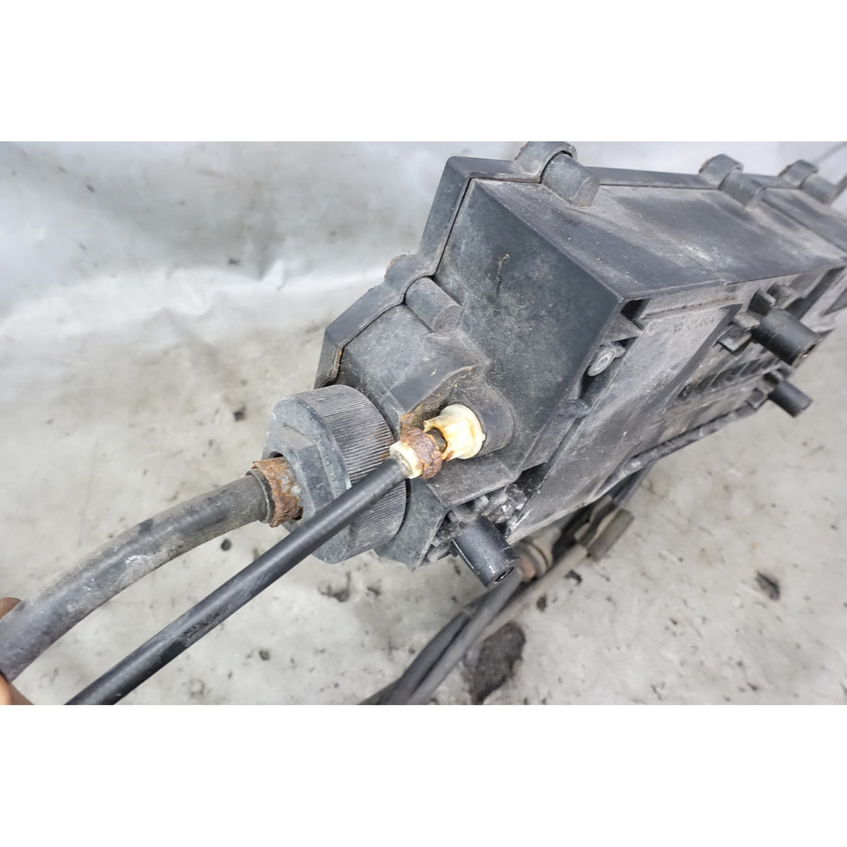 Damaged 07-14 BMW E70 X5 E71 X6 Electronic Parking Brake Actuator w Cables OEM