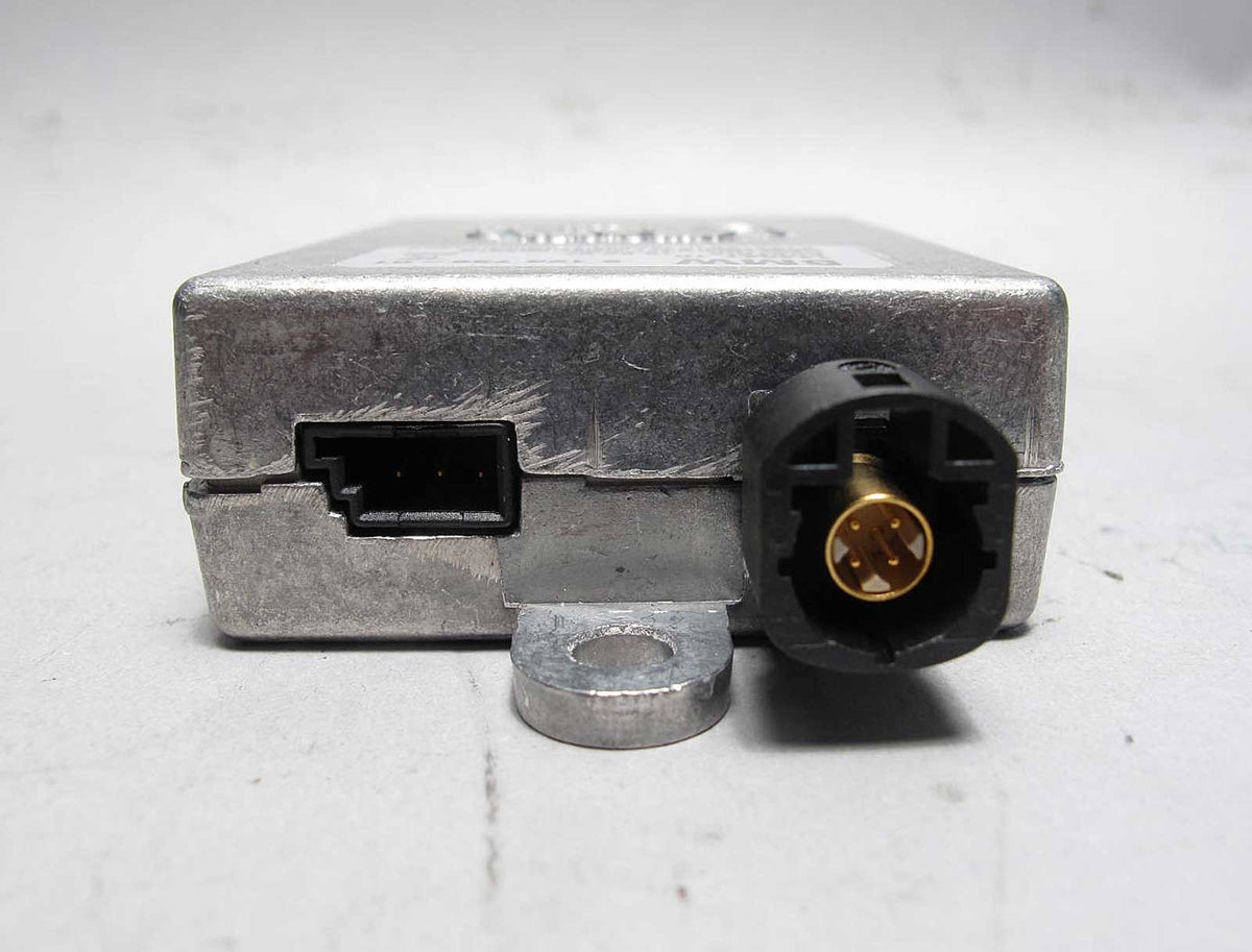 BMW E60 E90 1-Series Under-Carpet USB Audio Hub Interface 2007-2013 USED OEM