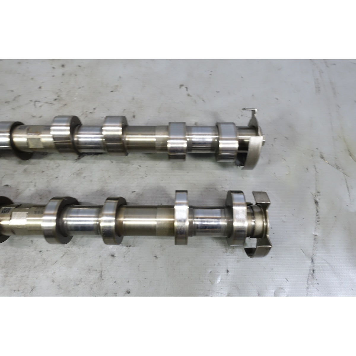 2019-2025 BMW 330i G20 530i B46 2.0L Engine Camshafts Pair Intake Exhaust OEM