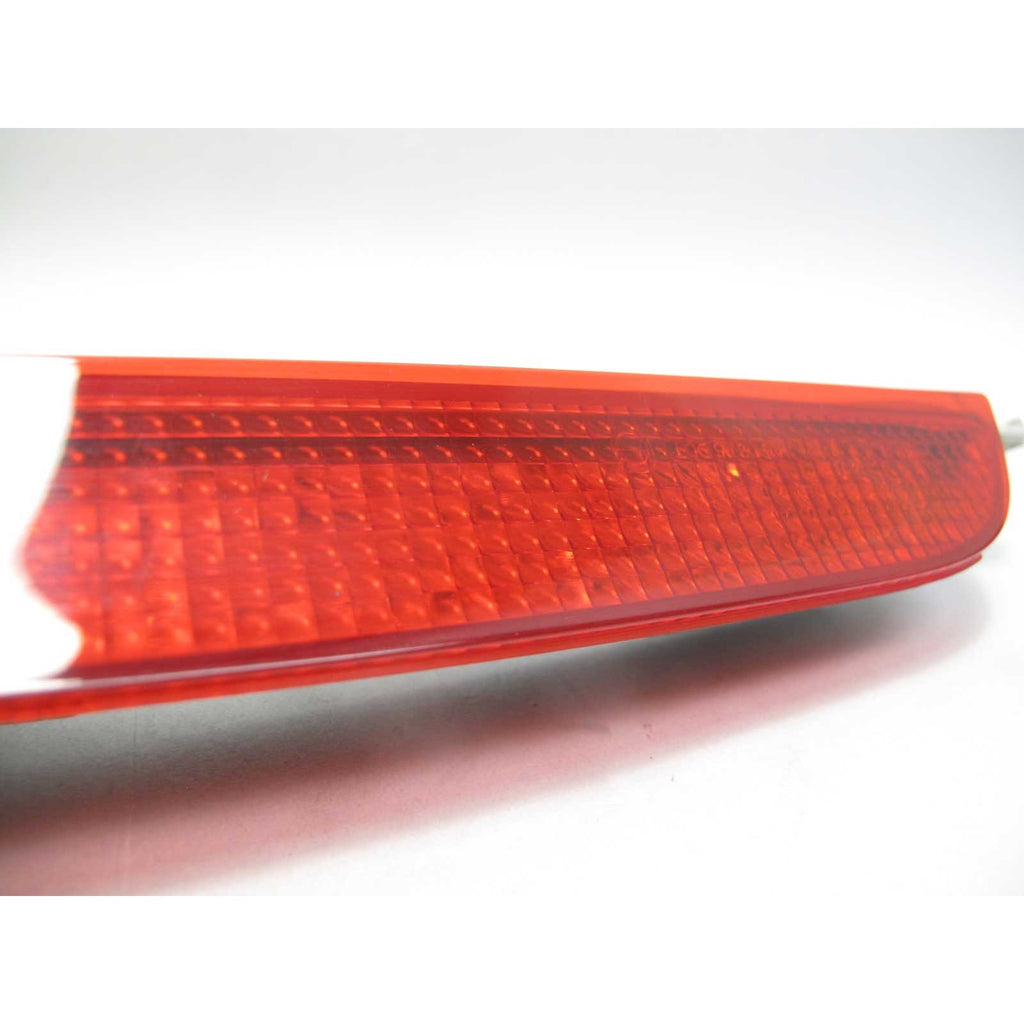 2007-2013 BMW E70 X5 SAV Rear High Mount Center 3rd Third Stop Brake Light Lamp
