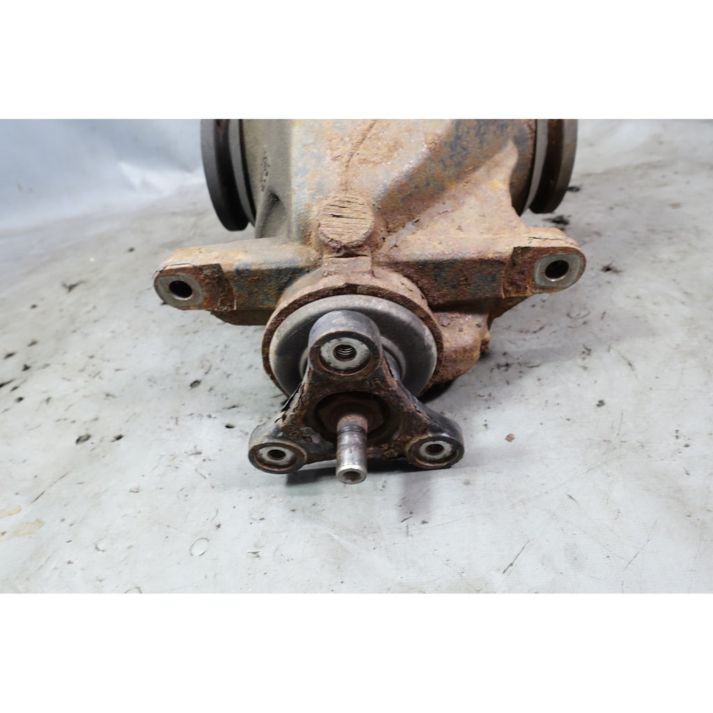 2013-2015 BMW E84 X1 2006 E90 330i Rear Final Drive Differential Carrier OEM