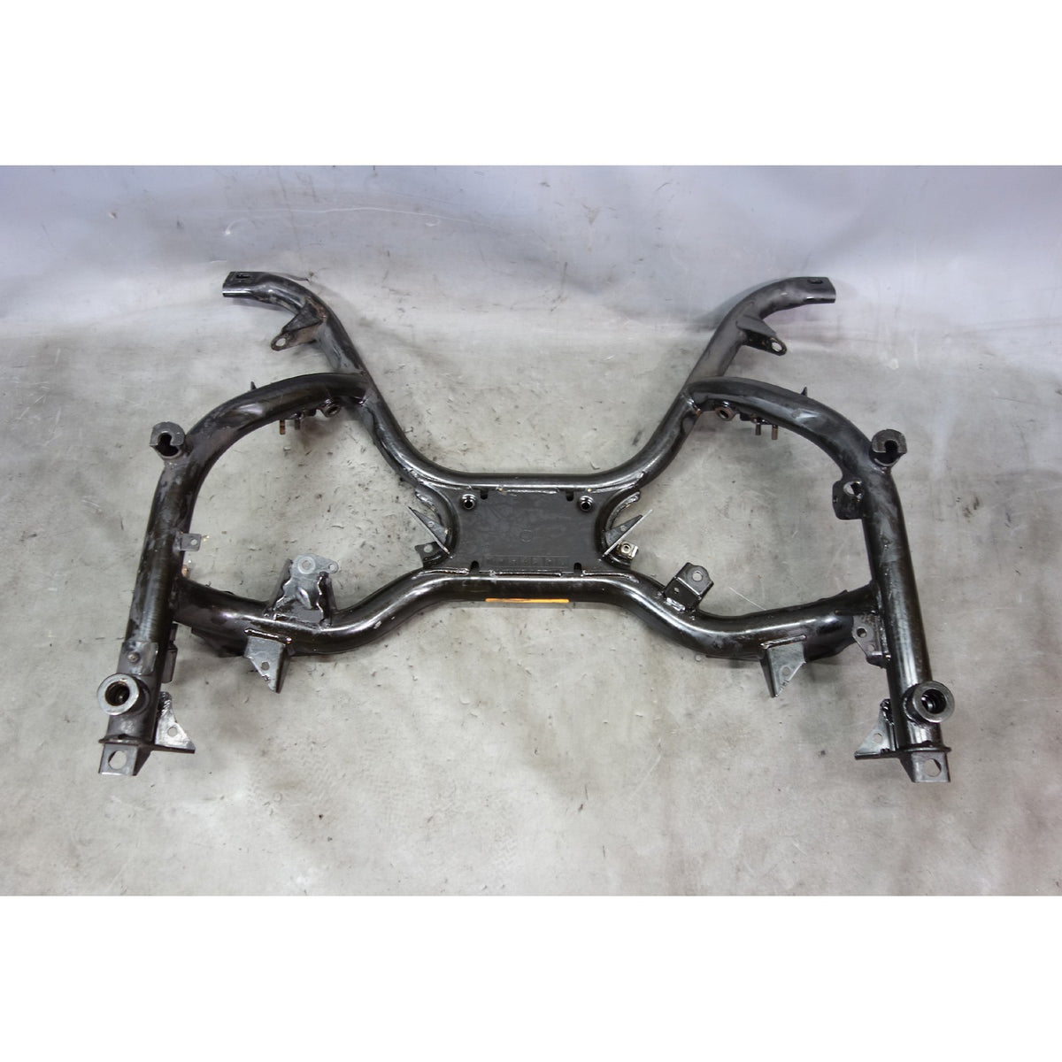 BMW E39 5-Series 540i Front Subframe Axle Carrier Support 1997-2003 USED OEM
