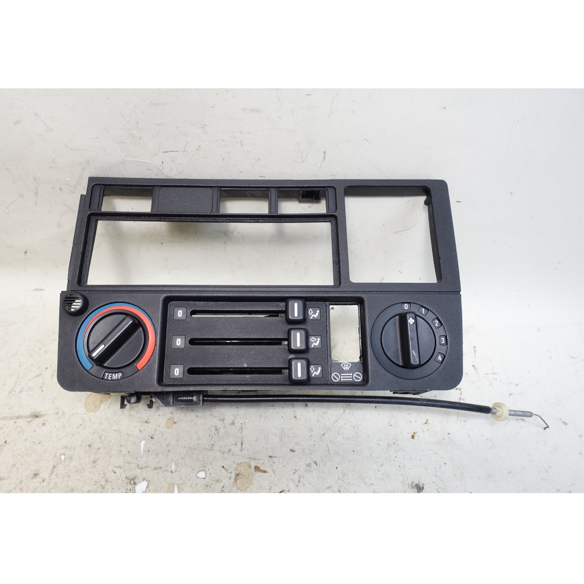 Damaged 1984-1991 BMW E30 Radio HVAC Climate Control Surround Trim Face Panel OE
