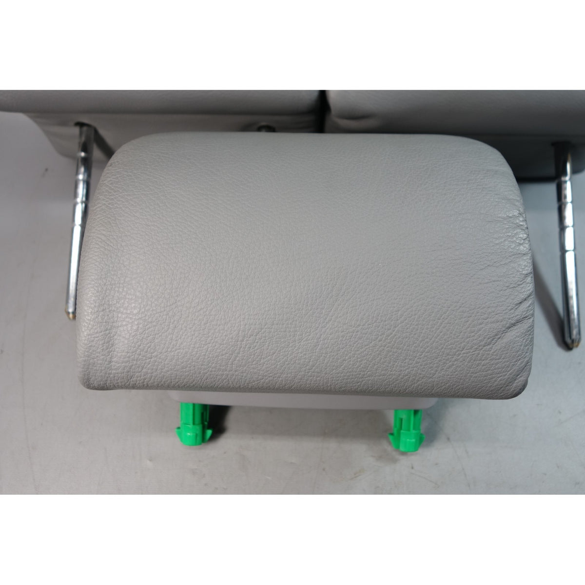 99-03 BMW E39 5-Series Touring Wagon Rear Seat Headrest Set Grey Leather OEM