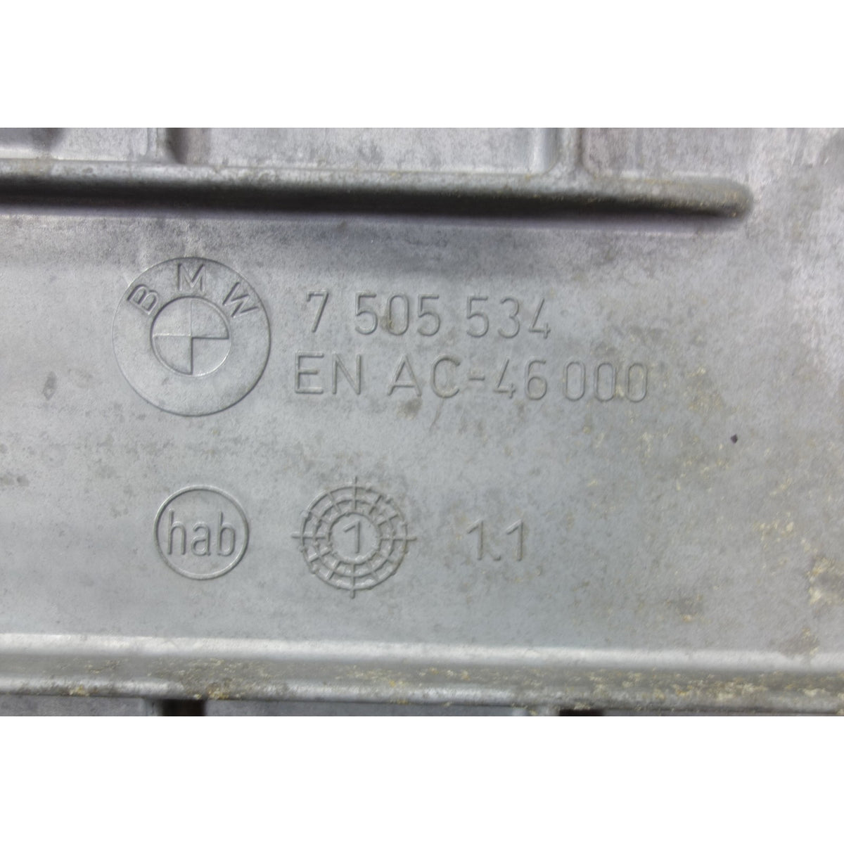 2003-2008 BMW E65 E66 760i N73 V12 Upper Oil Pan Sump Aluminum OEM