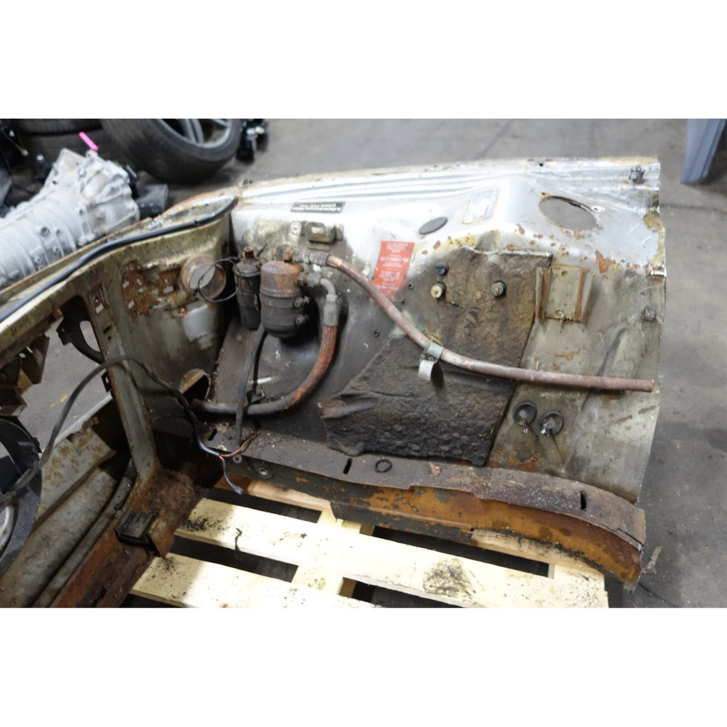 69-76 BMW E3 Sedan Front End Clip Frame Rail Section Cut *Pick Up Only*