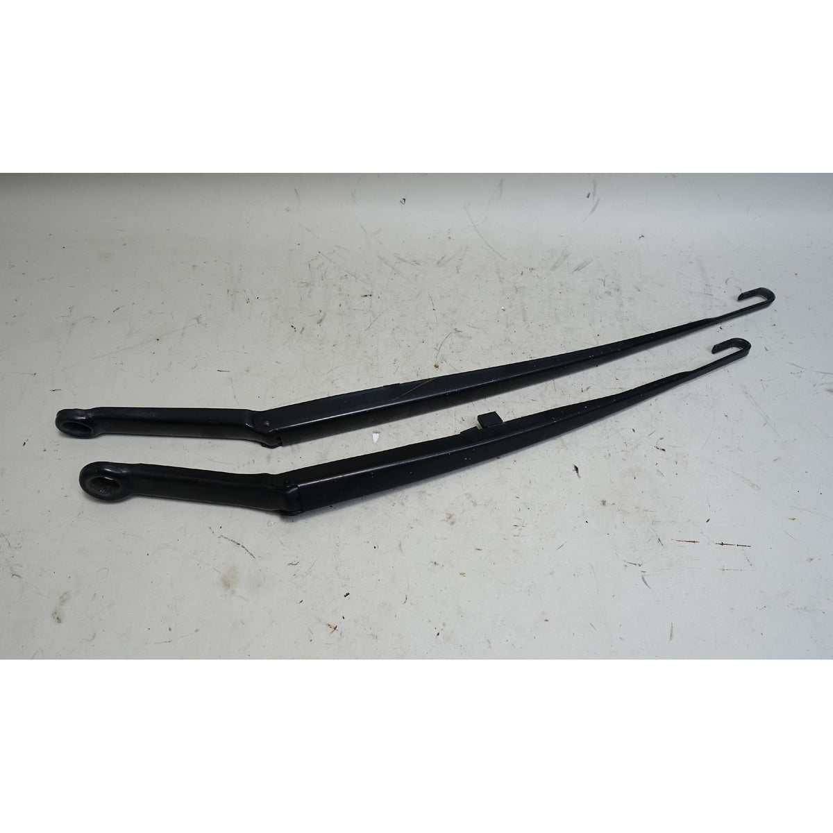 1999-2006 BMW E46 3-Series Windshield Wipers Arm Pair Left Right OEM