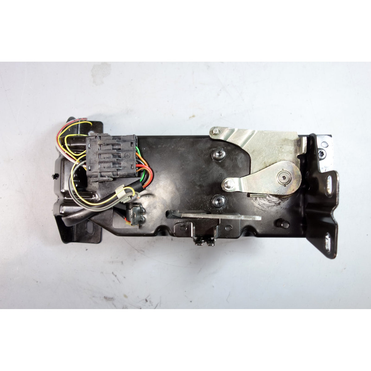 Damaged 1994-1999 BMW E36 3-Series Convertible Folding Top Compartment Lid Motor