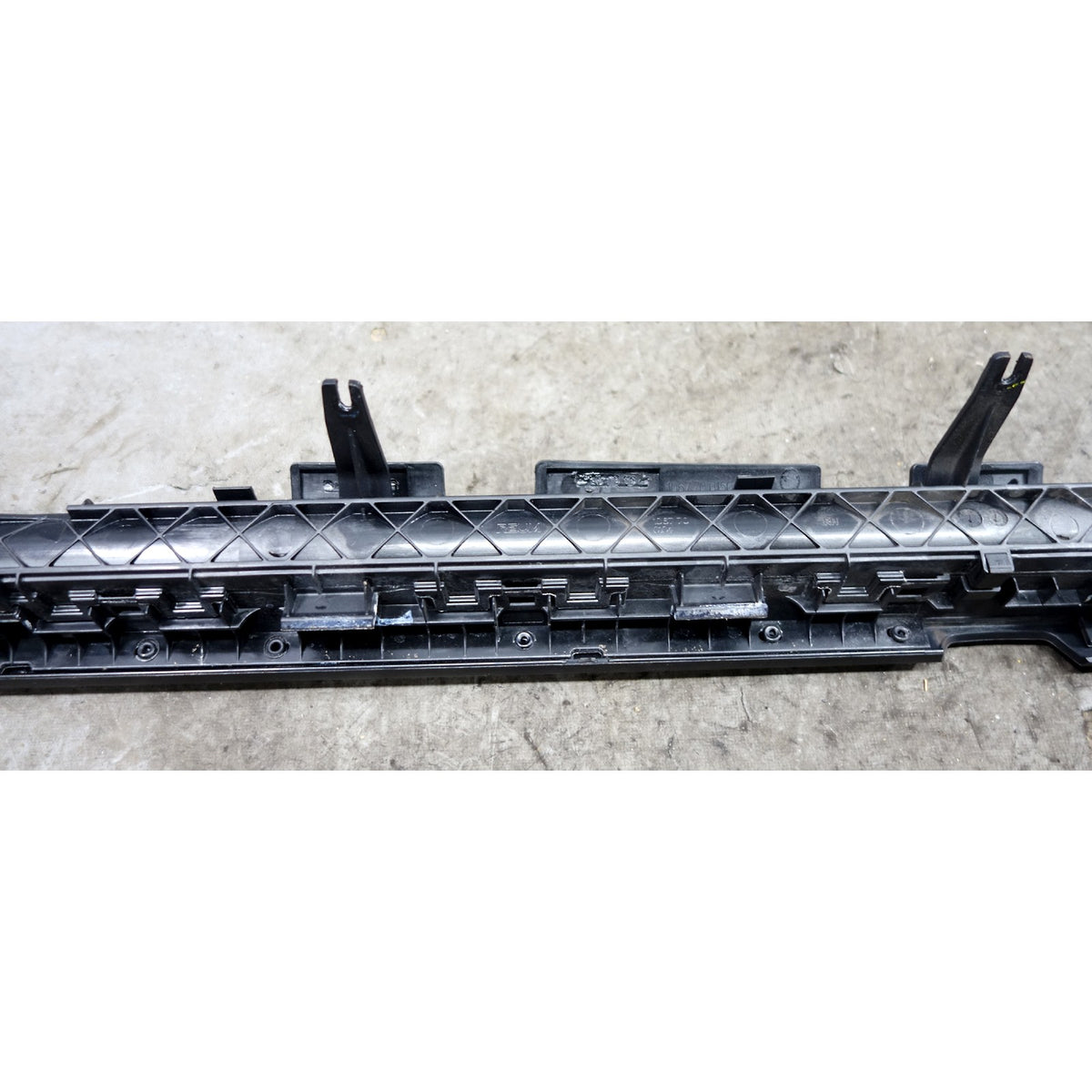 Damaged 2007-2013 BMW E70 X5 SAV Right Rear Passenger Window Roller Sun Shade OE