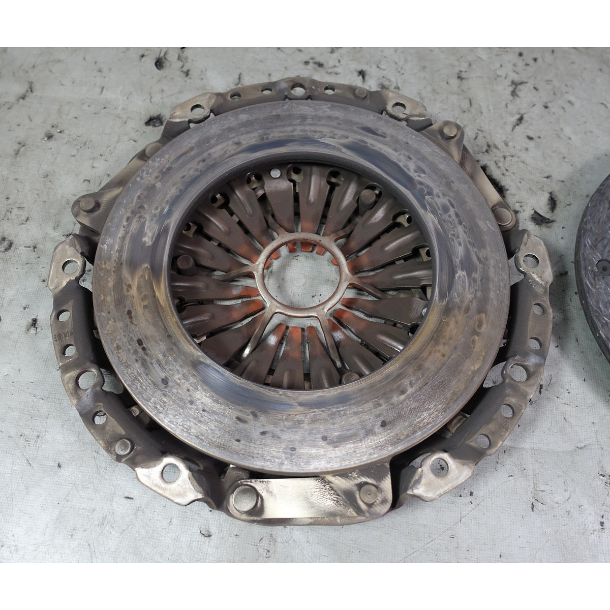 03-06 BMW E85 Z4 2.5i E46 325i Clutch and Pressure Plate Set Manual Trans OEM