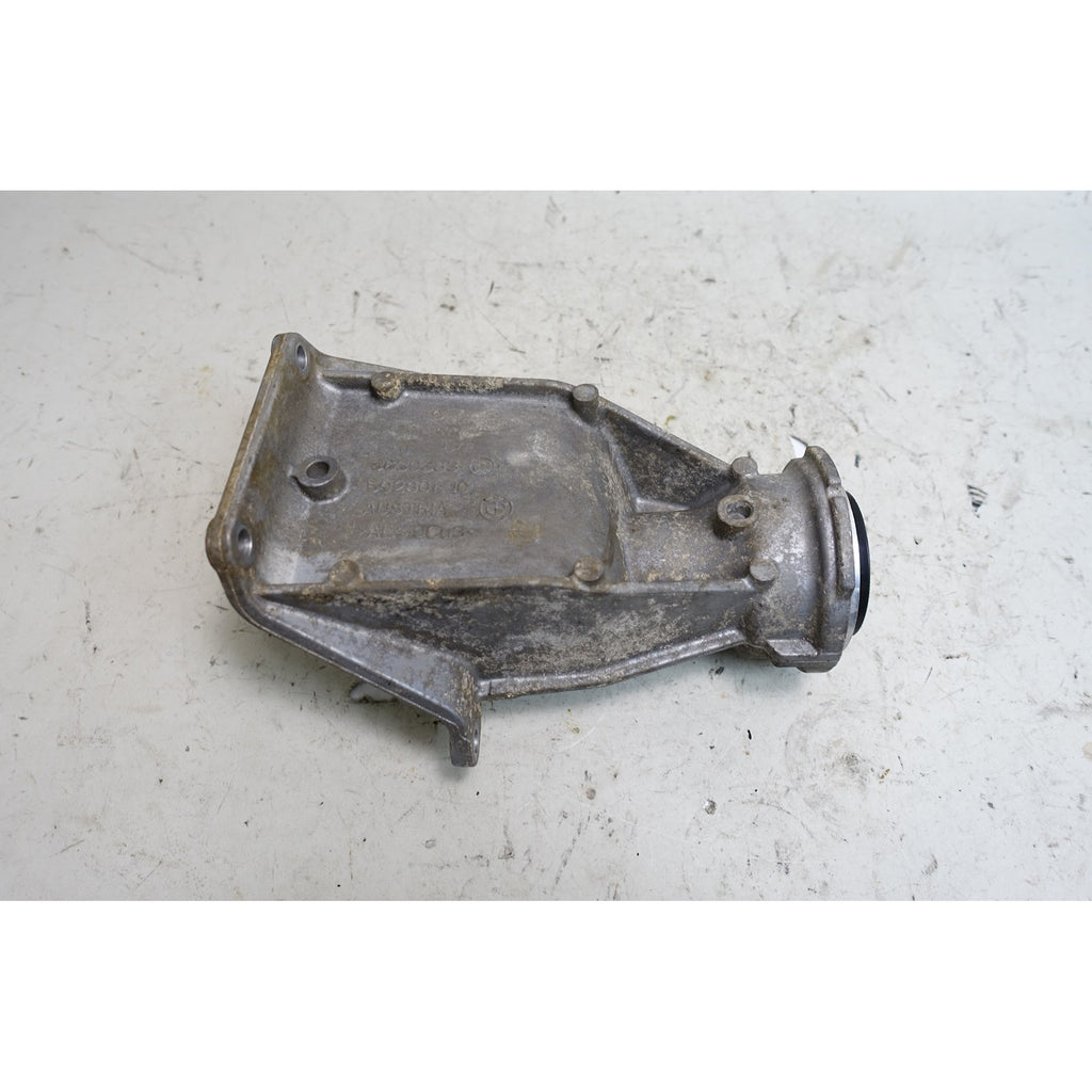 BMW G30 G20 xDrive F97 X3M Front Output Shaft Support Bearing Bracket 2017-2023