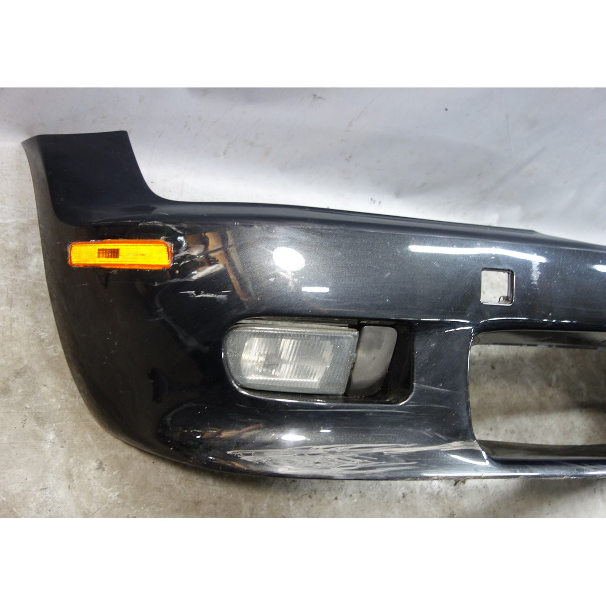 Damaged 97-02 BMW Z3 Roadster Coupe Front Bumper Cover Black Aftermarket