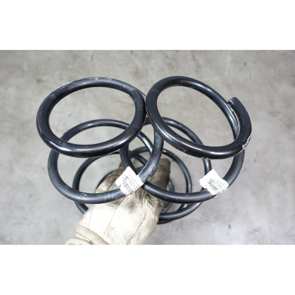 2014-2015 BMW F30 F31 328d xDrive Factory Front Axle Coil Spring Pair Left Right