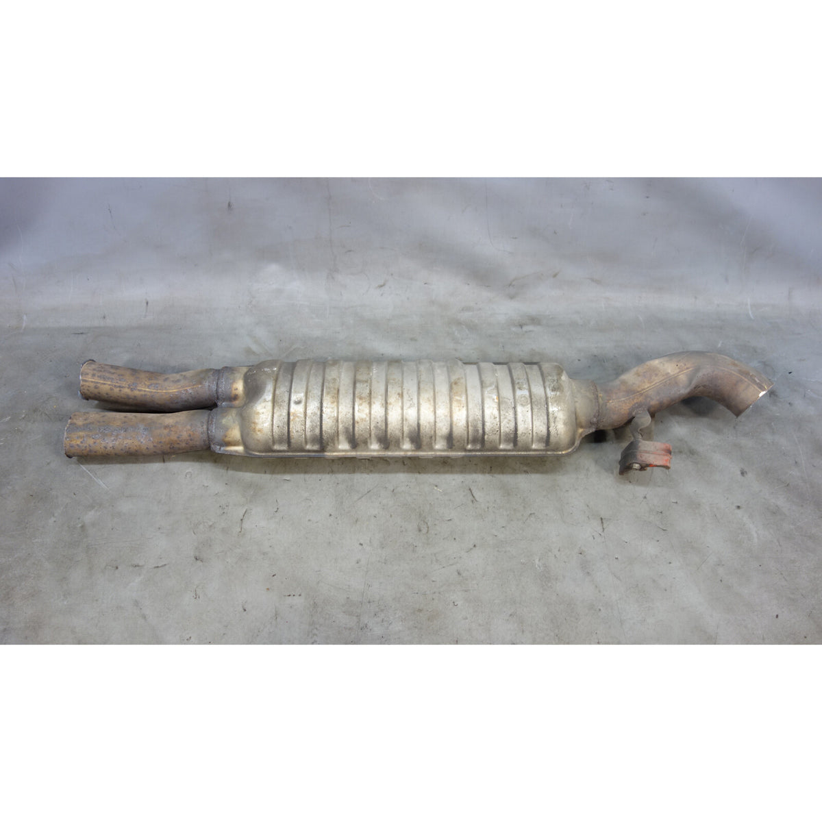 BMW E90 E92 328i N52 Intermediate Center Exhaust Pipe Muffler 2006-2013 USED OE