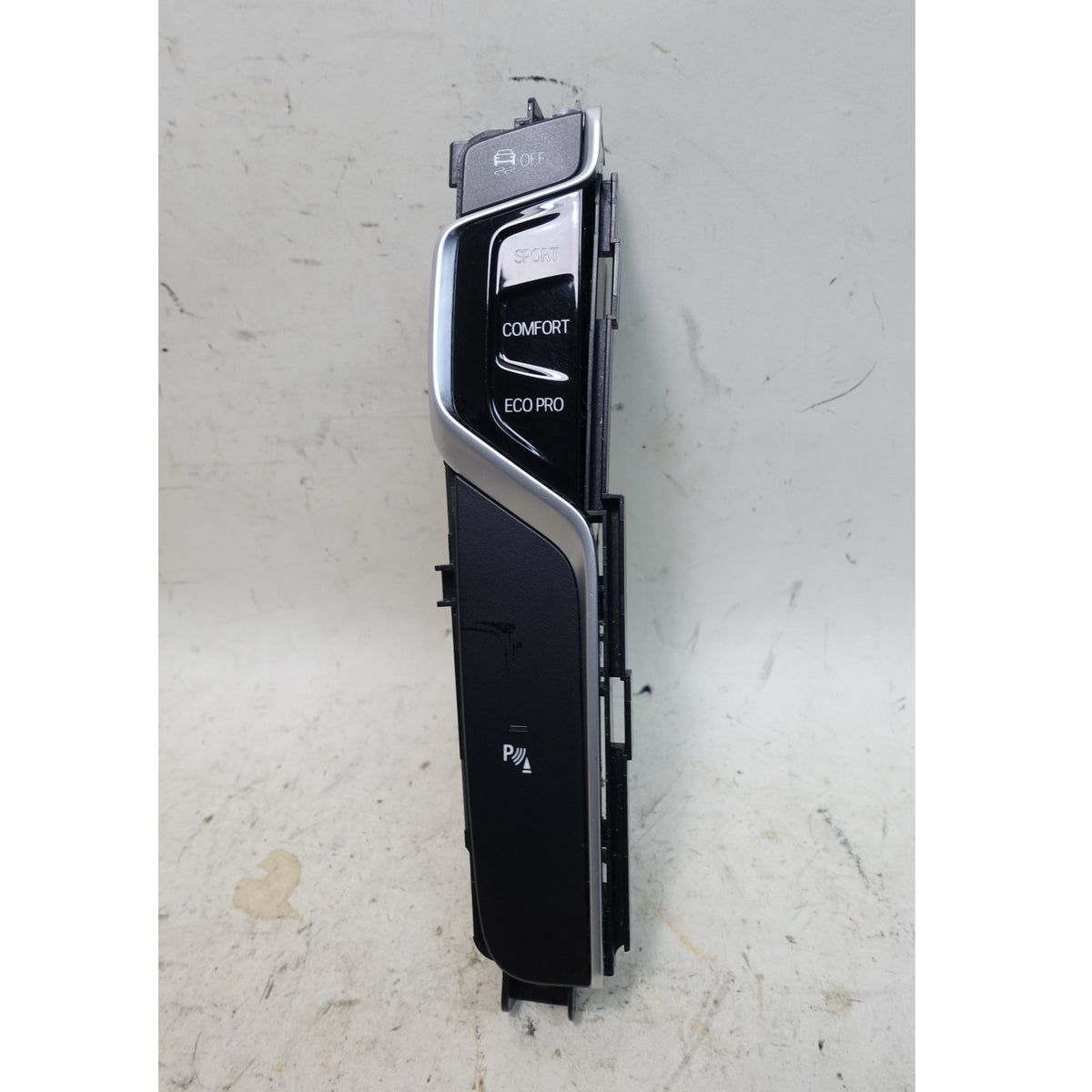 2017-2020 BMW G30 5-Series Front Center Console Switch Unit PDC OEM