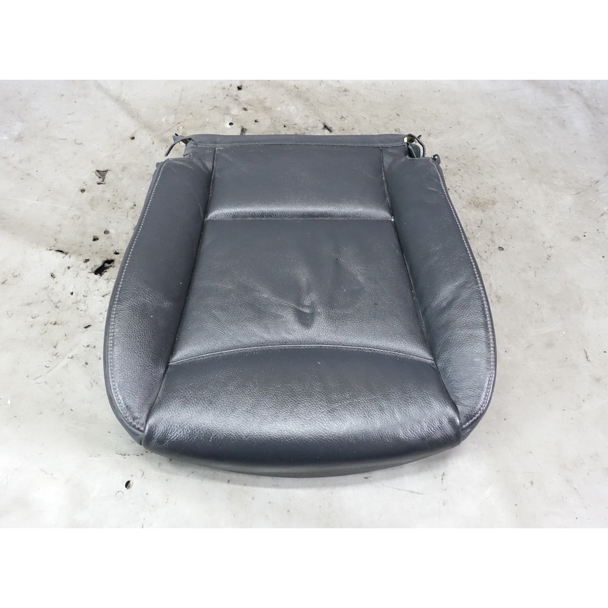 09-12 BMW E90 E91 3-Series Front Seat Bottom Black Leather Occupancy Sensor OEM