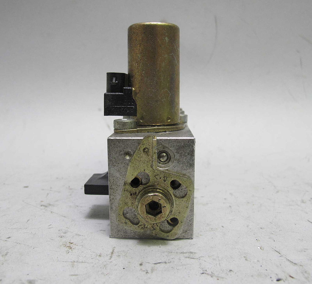 00-06 BMW E46 Convertible Folding Top Hydraulic Control Unit Solenoid Block OEM